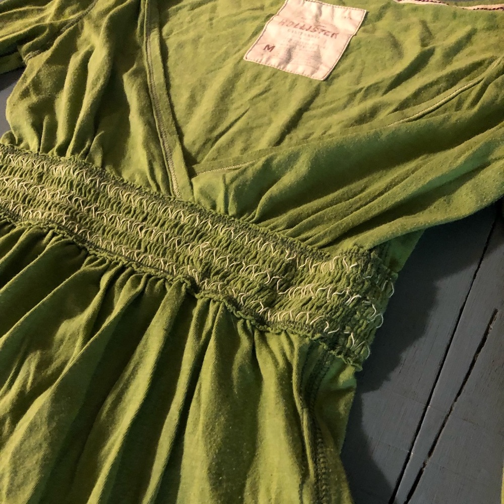 Low cut peplum hollister shirt!